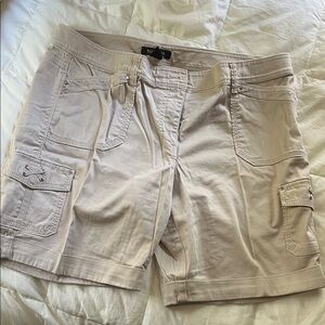 White House Black Market Women's Tan Cargo Shorts